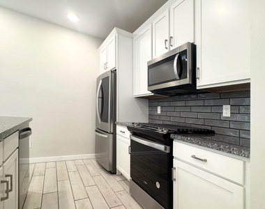 20626 W Ormondo Way - Photo Thumbnail 8
