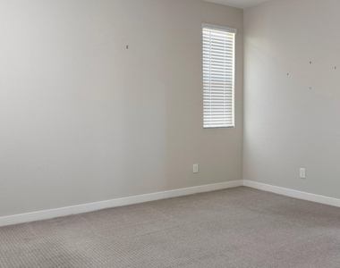 20626 W Ormondo Way - Photo Thumbnail 11