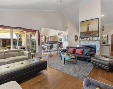 905 Crowley Road - Photo Thumbnail 19
