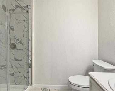 2620 Ezekial Way - Photo Thumbnail 13