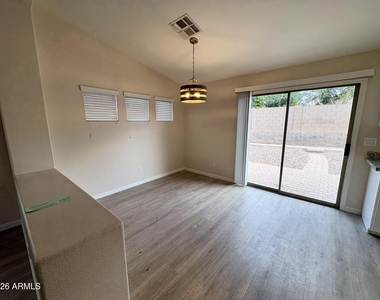 8556 W Carol Avenue - Photo Thumbnail 8