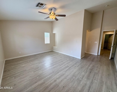 8556 W Carol Avenue - Photo Thumbnail 18