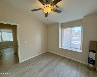 8556 W Carol Avenue - Photo Thumbnail 29