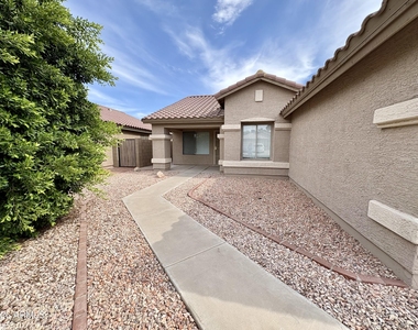 8556 W Carol Avenue - Photo Thumbnail 2