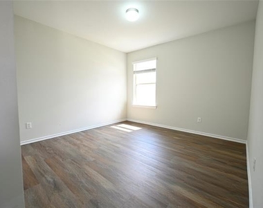 260 Old Wichita Trail - Photo Thumbnail 5