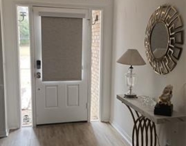 1800 Sacramento Terrace - Photo Thumbnail 1