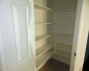 8770 W Wood Drive - Photo Thumbnail 2