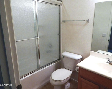 8770 W Wood Drive - Photo Thumbnail 8