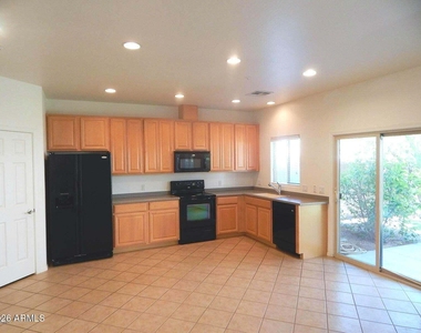 8770 W Wood Drive - Photo Thumbnail 1