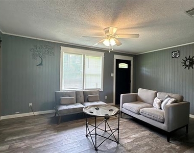 1543 Rs County Road 2570 - Photo Thumbnail 4