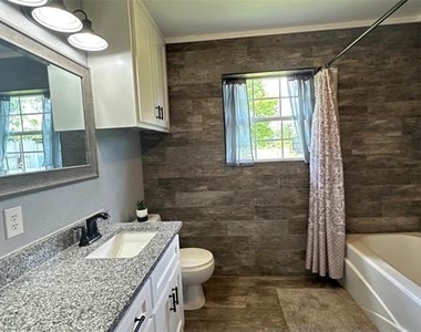 1543 Rs County Road 2570 - Photo Thumbnail 12