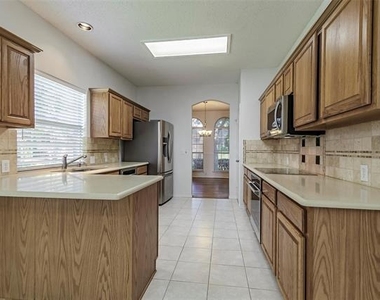 7611 Cordova Drive - Photo Thumbnail 17