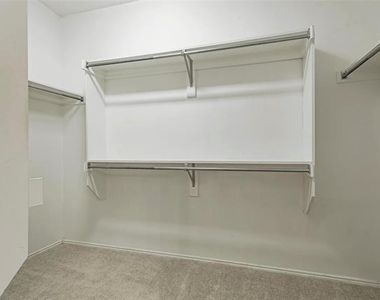 7611 Cordova Drive - Photo Thumbnail 10