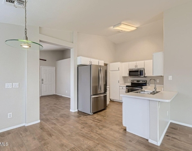 8551 W Carol Avenue - Photo Thumbnail 3