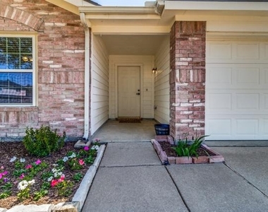 1721 Southridge Lane - Photo Thumbnail 1