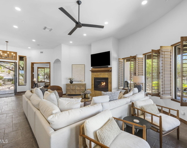 3105 E Arroyo Hondo Road - Photo Thumbnail 14