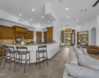 3105 E Arroyo Hondo Road - Photo Thumbnail 11