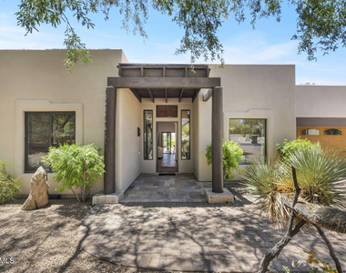 3105 E Arroyo Hondo Road - Photo Thumbnail 4