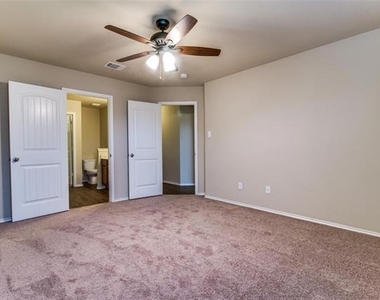 1512 Wild Rye Circle - Photo Thumbnail 14