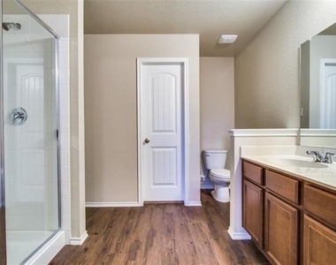 1512 Wild Rye Circle - Photo Thumbnail 15