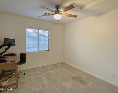 8144 W Beck Lane - Photo Thumbnail 20