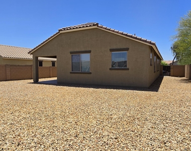17878 W Desert Wind Drive - Photo Thumbnail 29