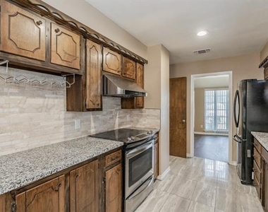 2863 Hitson Lane - Photo Thumbnail 21