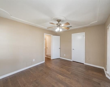 2863 Hitson Lane - Photo Thumbnail 30
