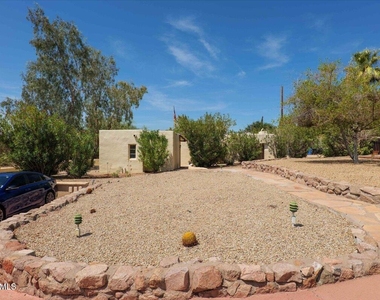 5702 E Camelback Road - Photo Thumbnail 28