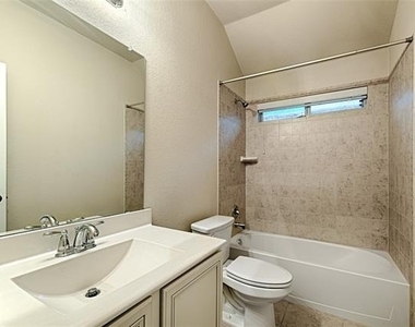 2805 Leslie Lane - Photo Thumbnail 21