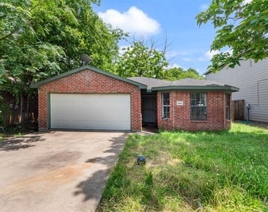 2526 Exeter Avenue - Photo Thumbnail 4