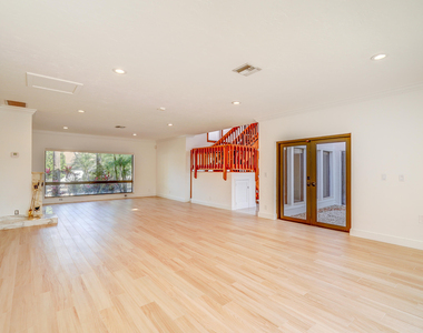 5730 Vista Linda Lane - Photo Thumbnail 16