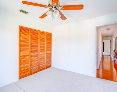 5730 Vista Linda Lane - Photo Thumbnail 25