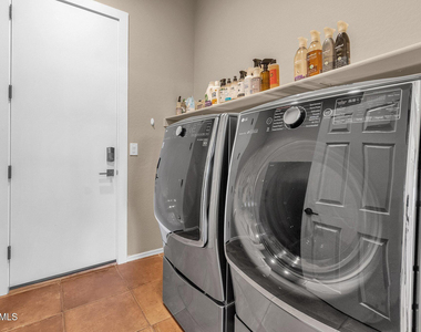 1715 W Ainsworth Drive - Photo Thumbnail 22
