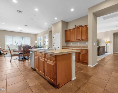 1715 W Ainsworth Drive - Photo Thumbnail 18