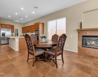 1715 W Ainsworth Drive - Photo Thumbnail 14