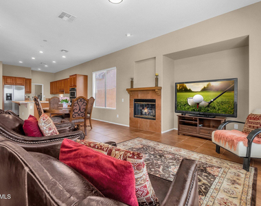 1715 W Ainsworth Drive - Photo Thumbnail 12