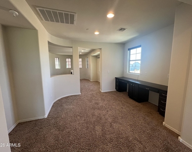 1630 W Blaylock Drive - Photo Thumbnail 30