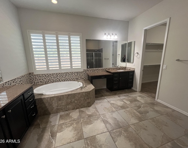 1630 W Blaylock Drive - Photo Thumbnail 28