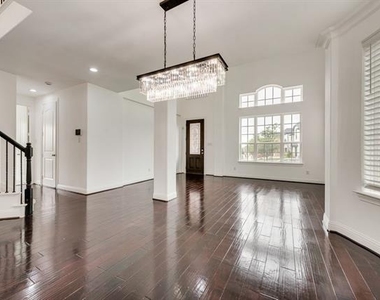 14113 Sugar Hill Drive - Photo Thumbnail 2
