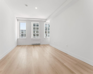55 Broad Street - Photo Thumbnail 1
