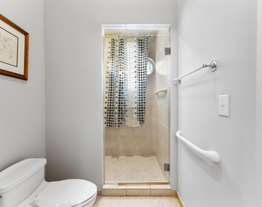 16102 Emerald Estates Drive - Photo Thumbnail 23