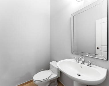 16102 Emerald Estates Drive - Photo Thumbnail 24