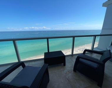 17001 Collins Avenue - Photo Thumbnail 1