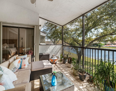 3006 Black Oak Court - Photo Thumbnail 12