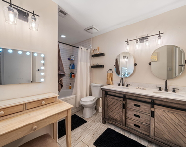 3006 Black Oak Court - Photo Thumbnail 16