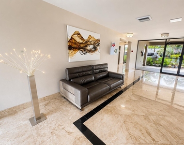 4800 Bayview - Photo Thumbnail 31
