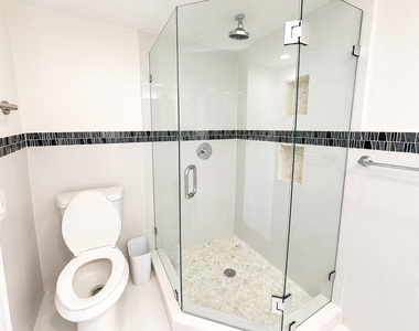 4800 Bayview - Photo Thumbnail 12