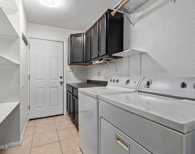 1347 W Lobo Avenue - Photo Thumbnail 26