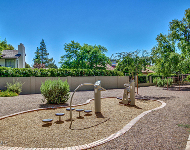 1347 W Lobo Avenue - Photo Thumbnail 43